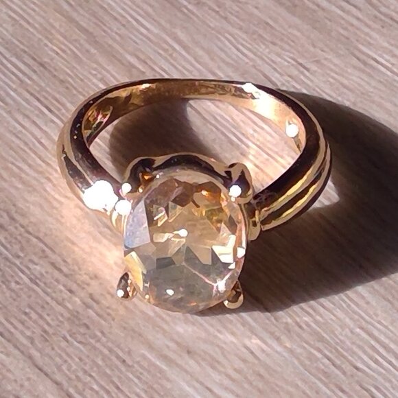 Pale Gold Stone Ring - 9 - Picture 1 of 2